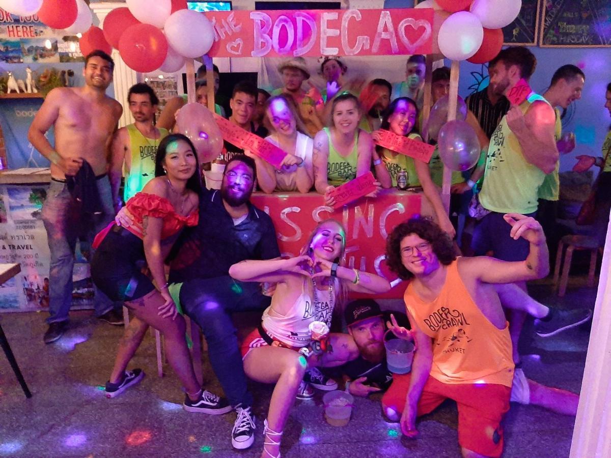 Bodega Phuket Patong (Adults Only)ホステル エクステリア 写真